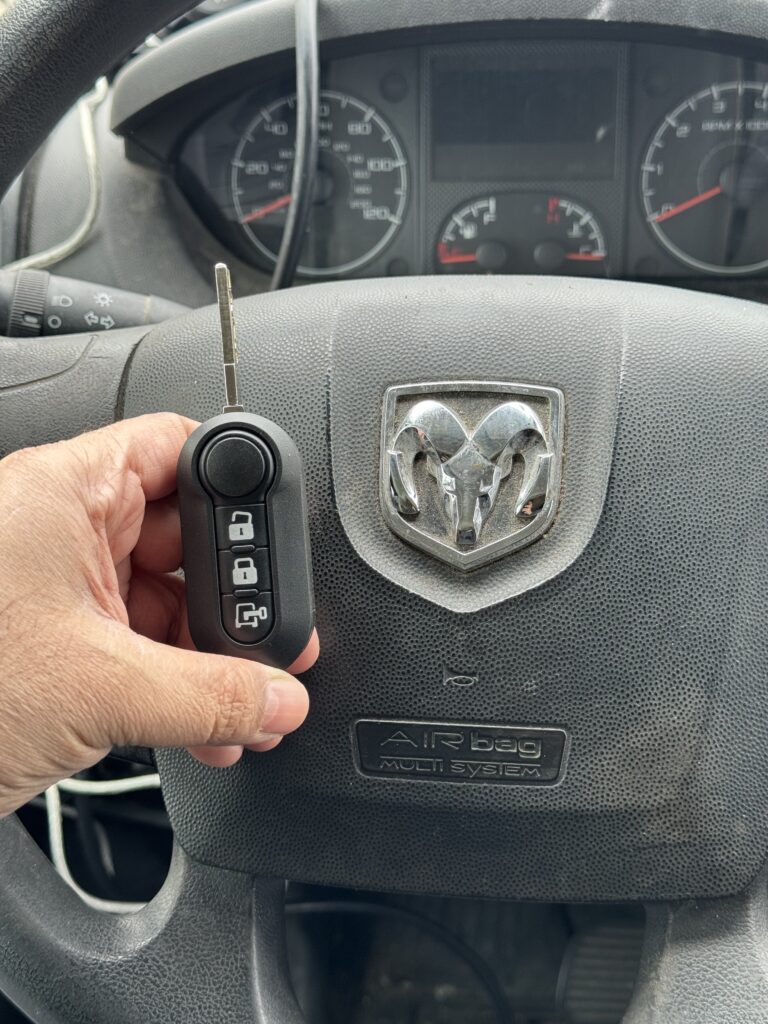 Jeep, Dodge, Chrysler or Ram car key replacement in Chicago
